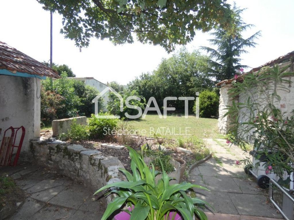 Achat maison à vendre 4 chambres 154 m² - Châtellerault