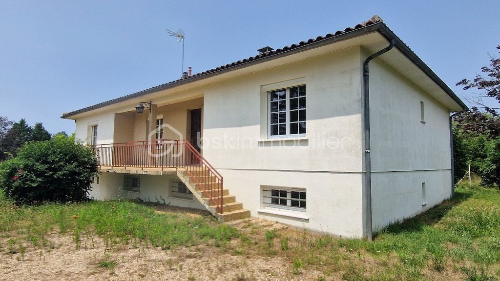 Achat maison à vendre 5 chambres 200 m² - Coutras