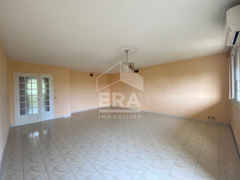 Achat appartement à vendre 5 pièces 120 m² - Martigues