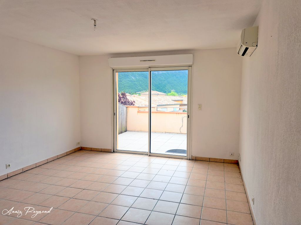 Achat studio à vendre 29 m² - Laragne-Montéglin