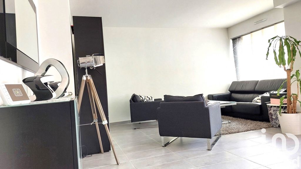 Achat appartement à vendre 3 pièces 74 m² - Meudon la Forêt