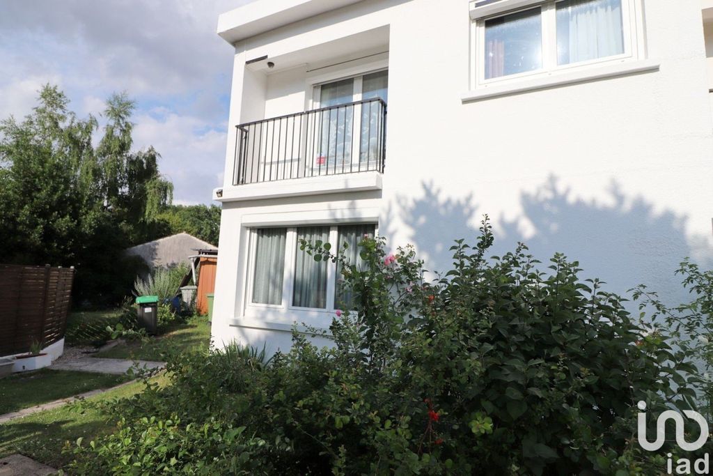 Achat maison à vendre 3 chambres 109 m² - Saint-Germain-lès-Arpajon