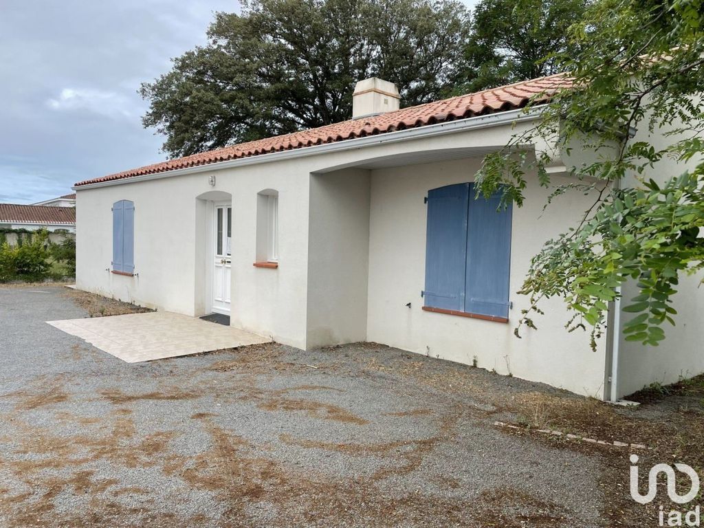 Achat maison à vendre 3 chambres 105 m² - Beauvoir-sur-Mer