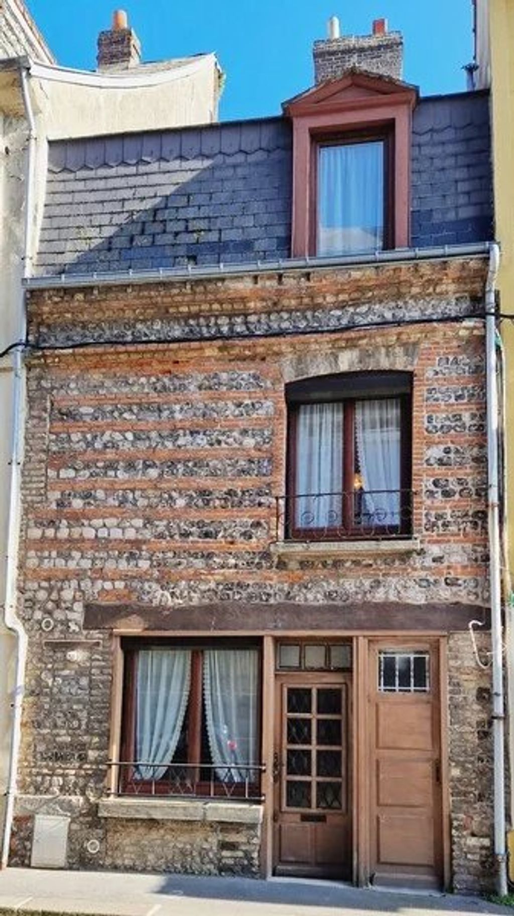 Achat maison à vendre 4 chambres 120 m² - Dieppe