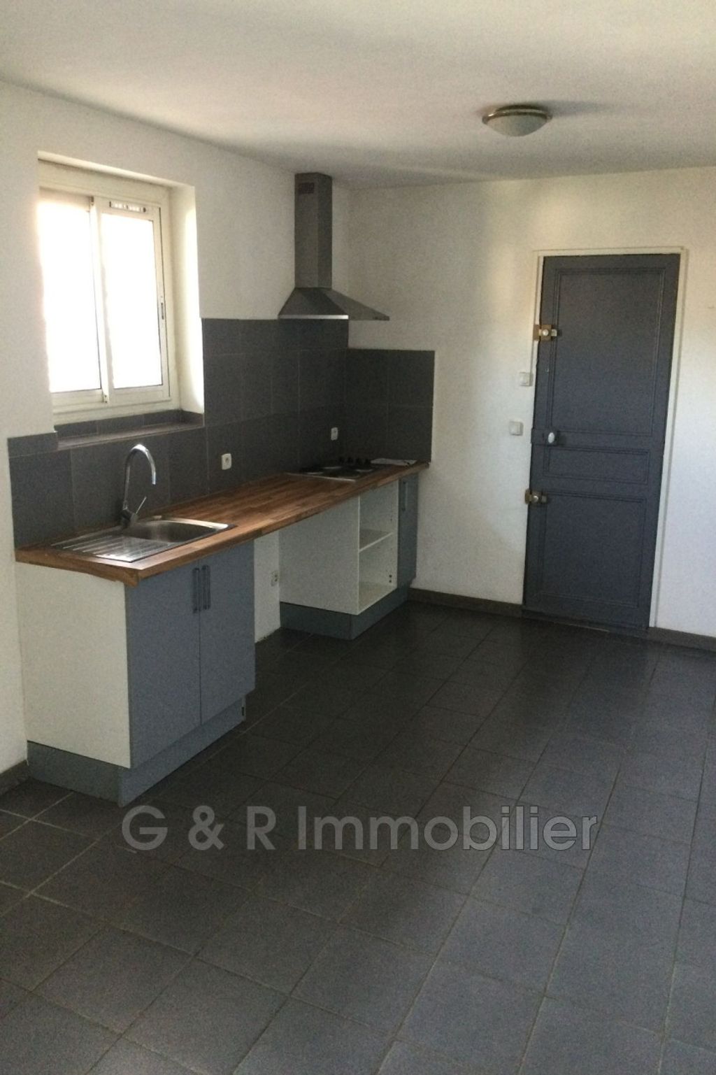 Achat appartement à vendre 3 pièces 52 m² - La Bouilladisse