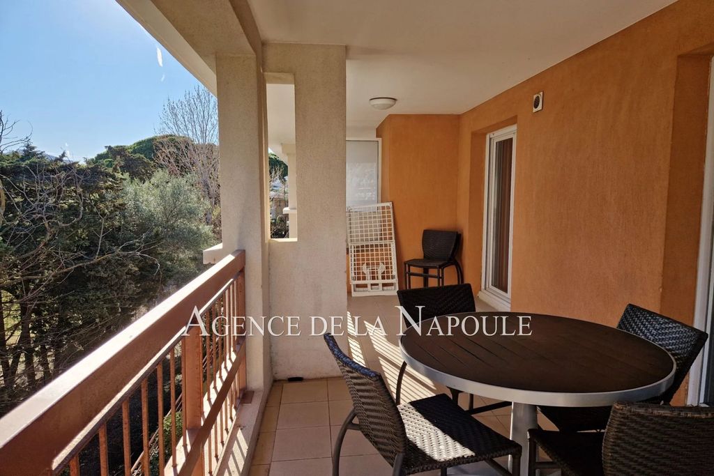 Achat appartement à vendre 3 pièces 46 m² - Mandelieu-la-Napoule