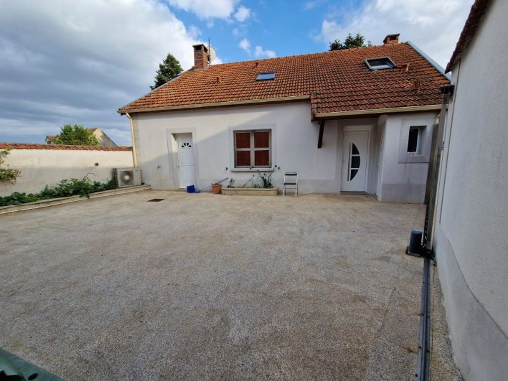 Achat maison à vendre 4 chambres 145 m² - Cerny