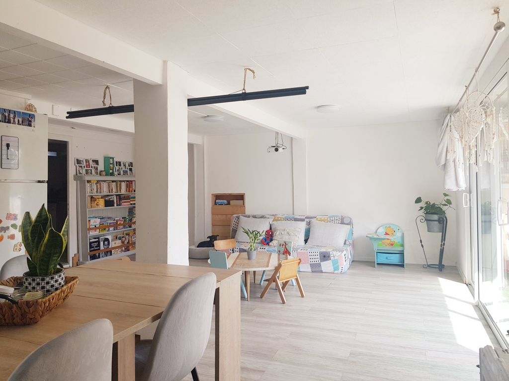 Achat maison à vendre 4 chambres 155 m² - Vias