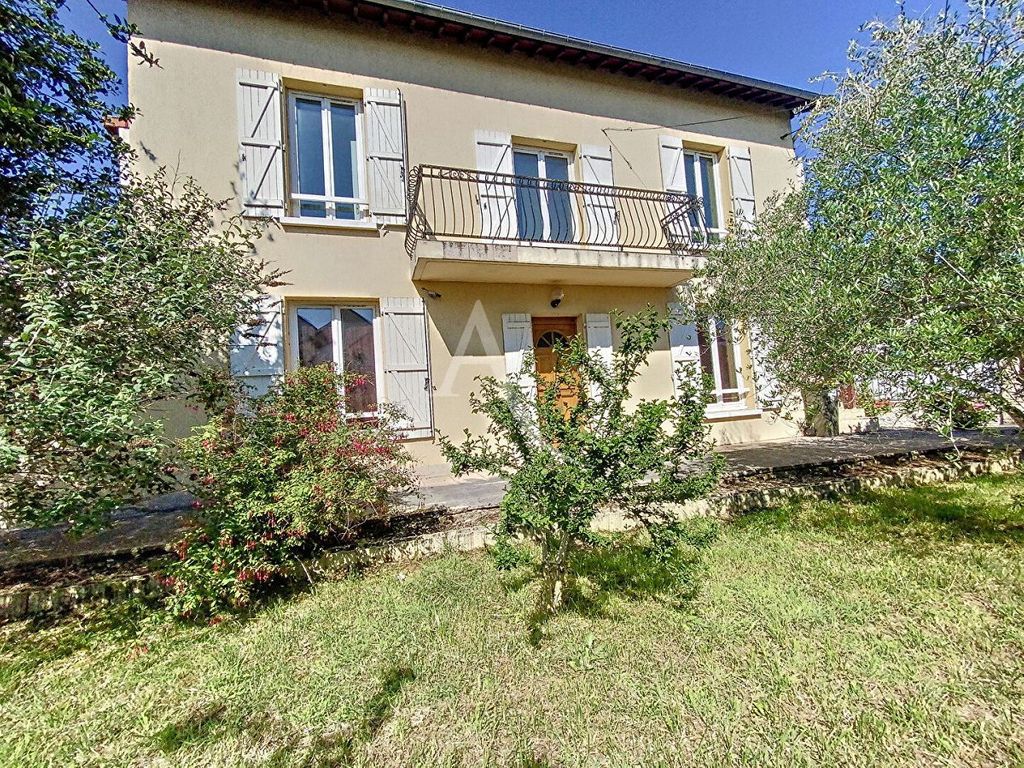 Achat maison à vendre 4 chambres 141 m² - Roissy-en-Brie