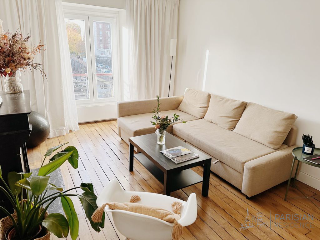 Achat appartement à vendre 2 pièces 47 m² - Paris 18ème arrondissement