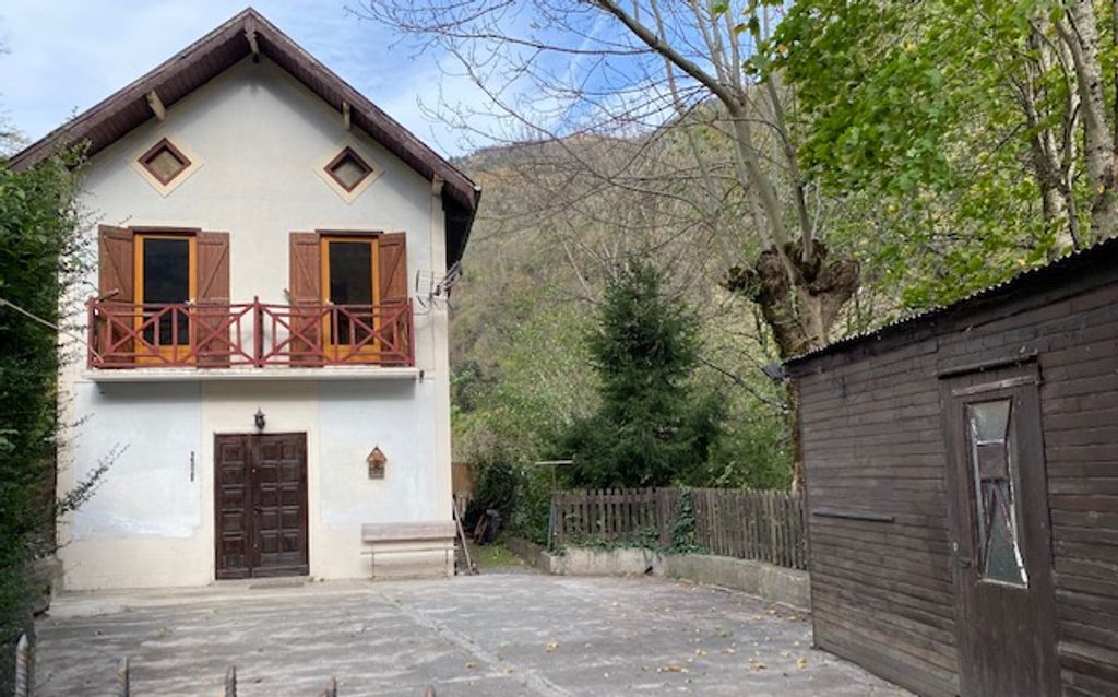 Achat maison à vendre 4 chambres 90 m² - Bagnères-de-Luchon