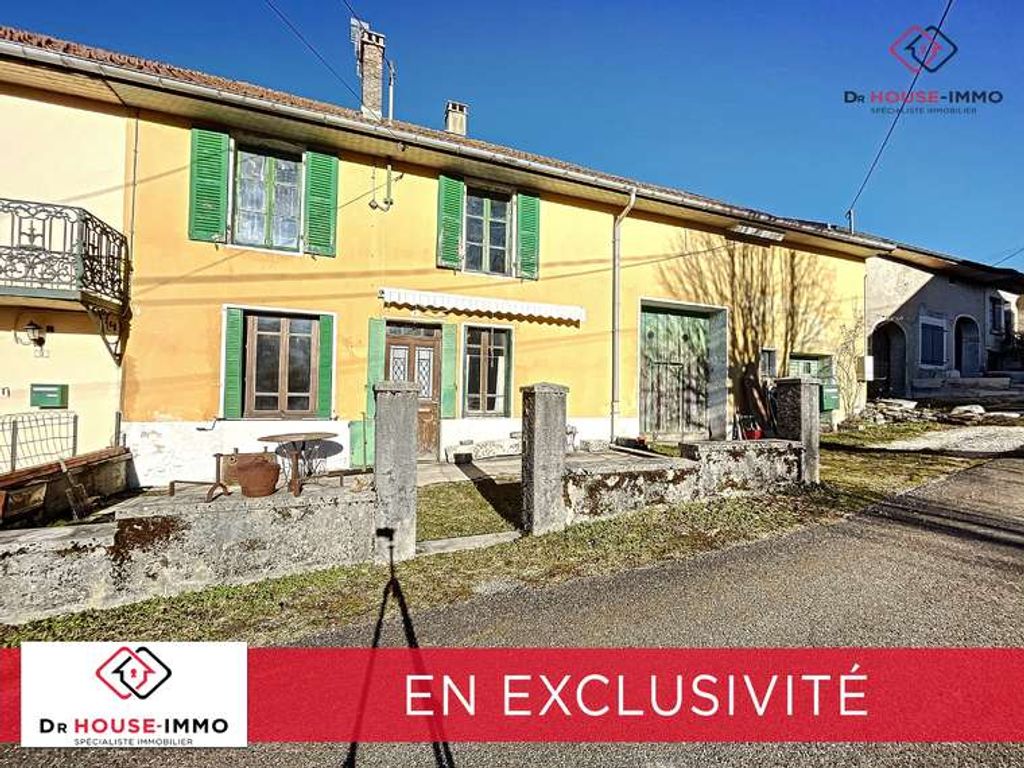 Achat maison à vendre 3 chambres 145 m² - Saint-Maurice-Crillat