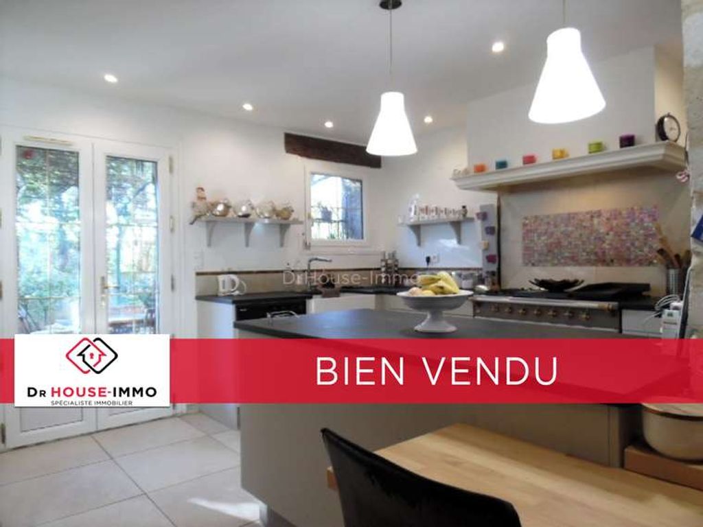 Achat maison à vendre 3 chambres 195 m² - Montpellier