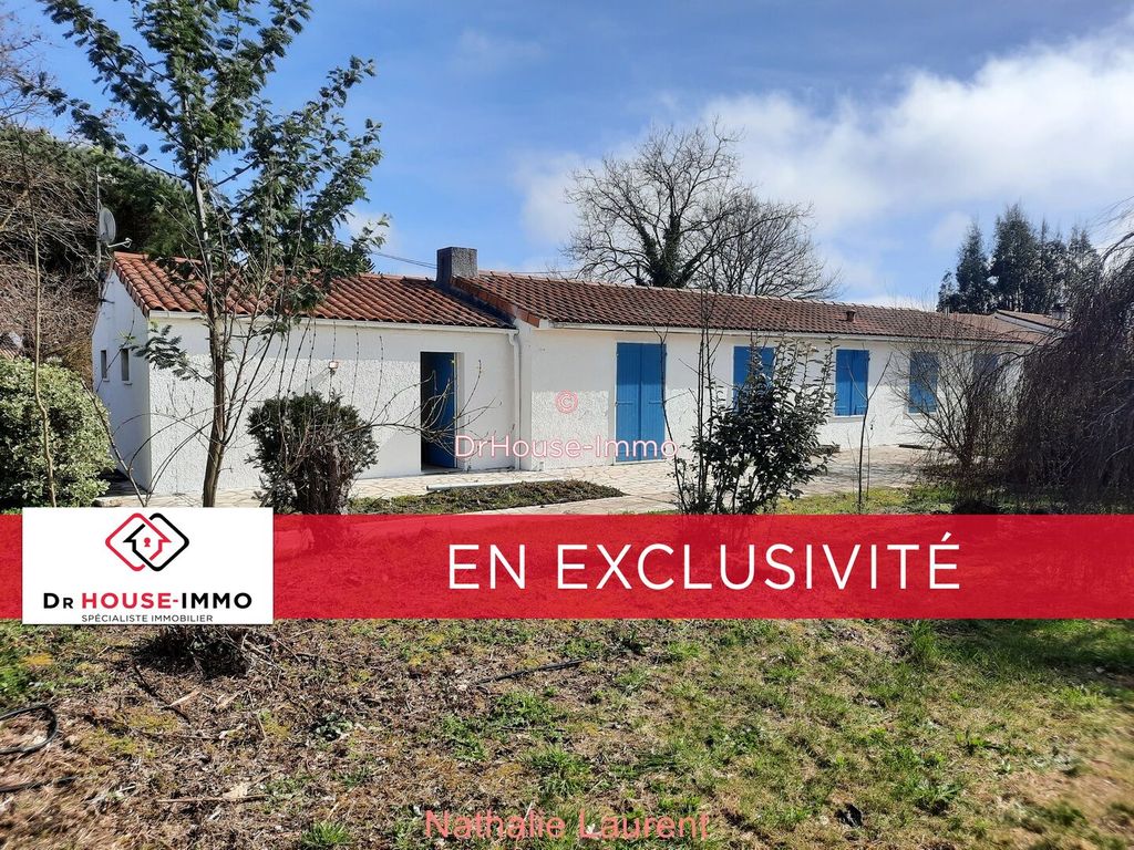 Achat maison à vendre 4 chambres 121 m² - Talmont-Saint-Hilaire