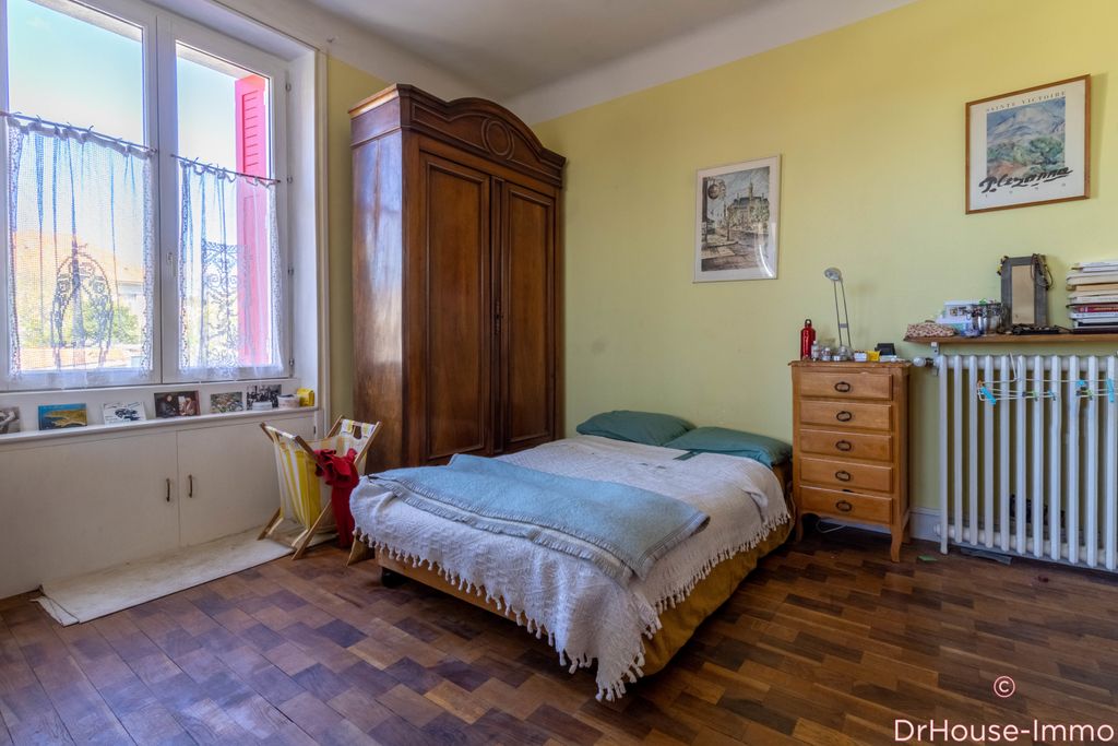 Achat maison à vendre 4 chambres 165 m² - Alès