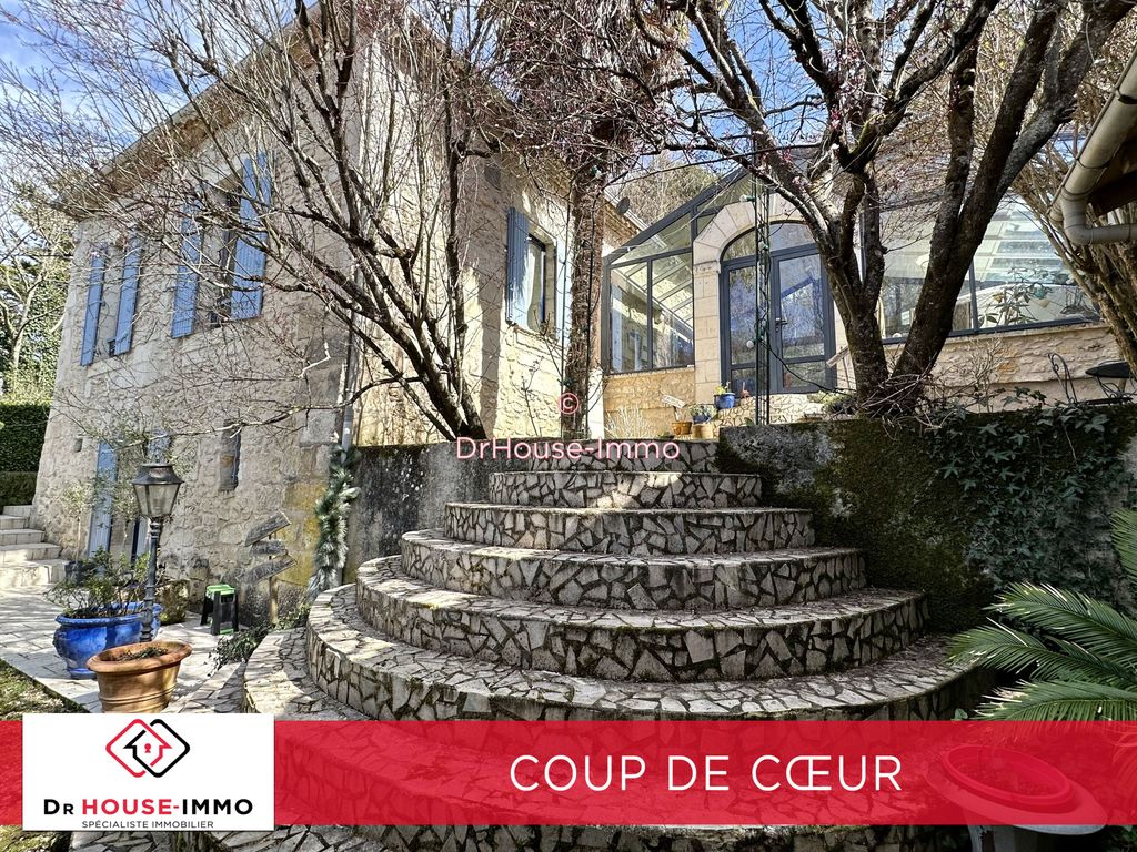 Achat maison à vendre 6 chambres 215 m² - Périgueux