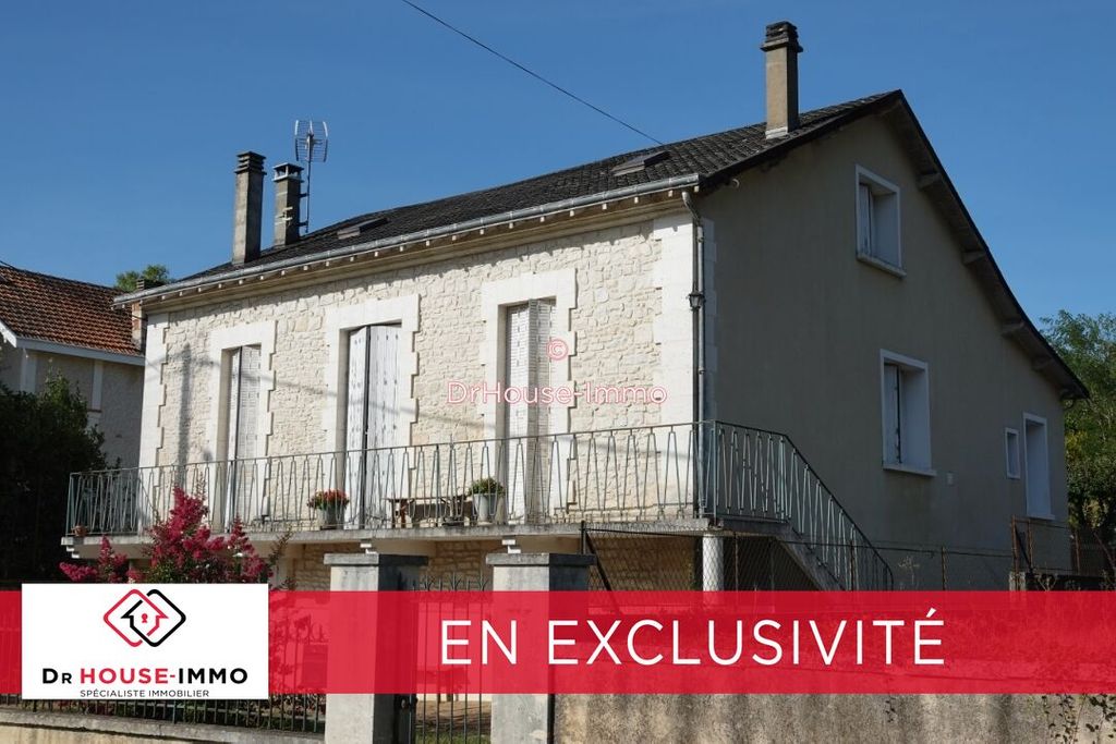 Achat maison à vendre 5 chambres 150 m² - Javerlhac-et-la-Chapelle-Saint-Robert