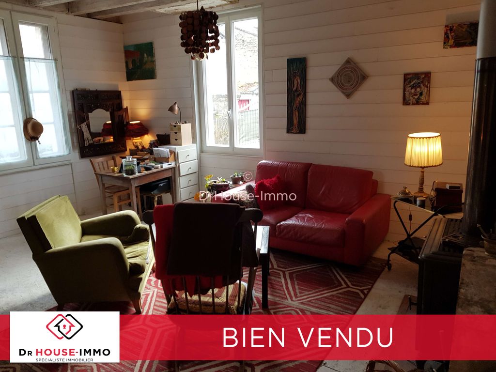 Achat maison à vendre 3 chambres 98 m² - La Rochebeaucourt-et-Argentine