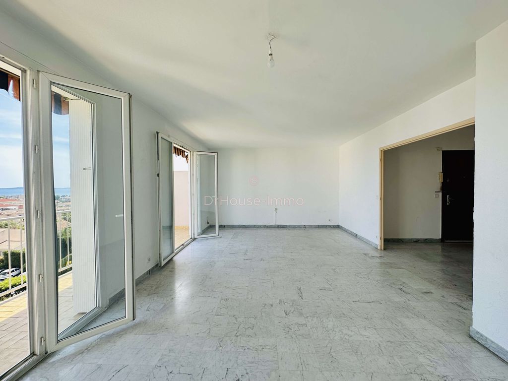 Achat appartement à vendre 3 pièces 60 m² - Cagnes-sur-Mer