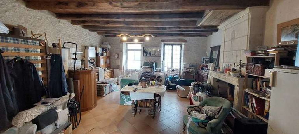 Achat maison à vendre 1 chambre 130 m² - Mauzé-sur-le-Mignon