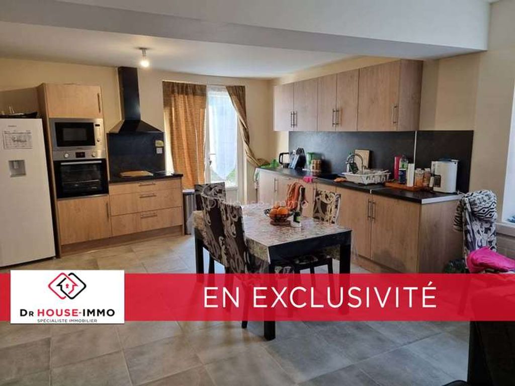 Achat maison à vendre 2 chambres 81 m² - Saint-Saulve