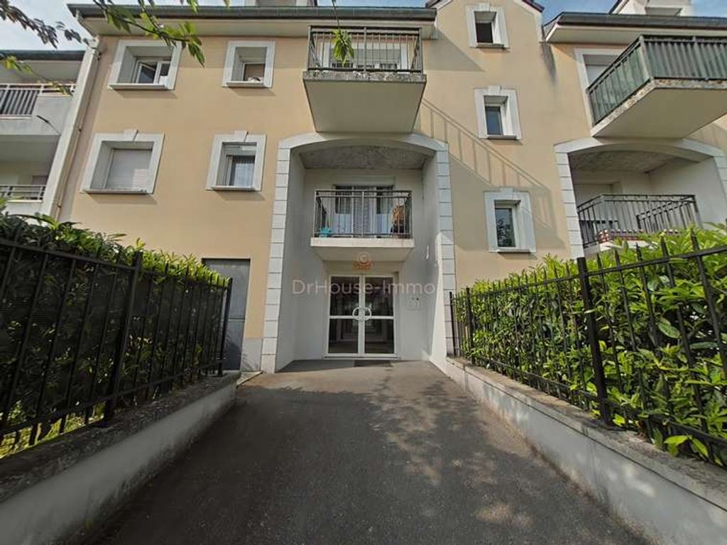 Achat appartement à vendre 3 pièces 83 m² - Claye-Souilly