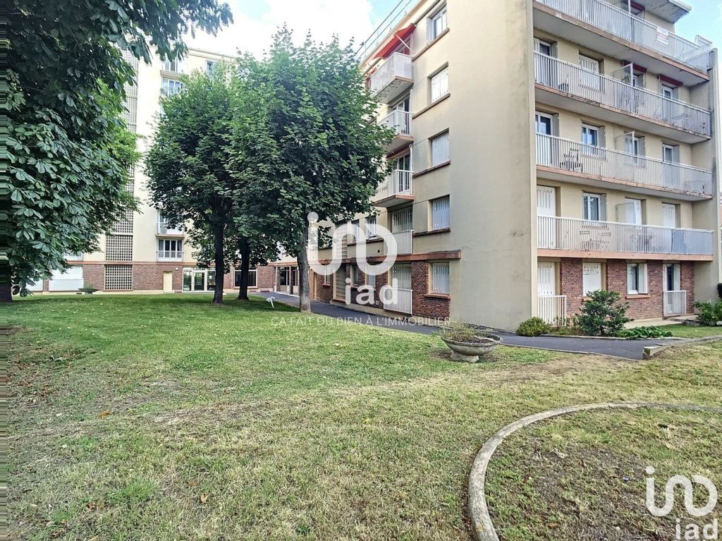 Achat appartement à vendre 2 pièces 50 m² - Livry-Gargan