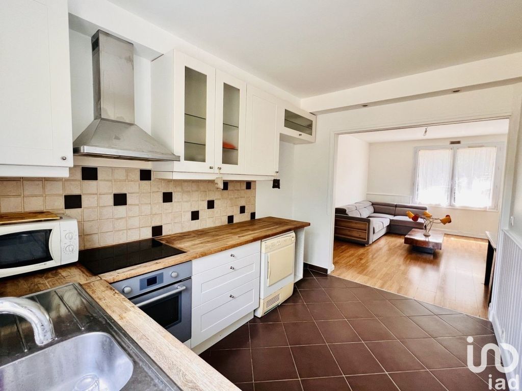 Achat appartement à vendre 4 pièces 74 m² - Bougival