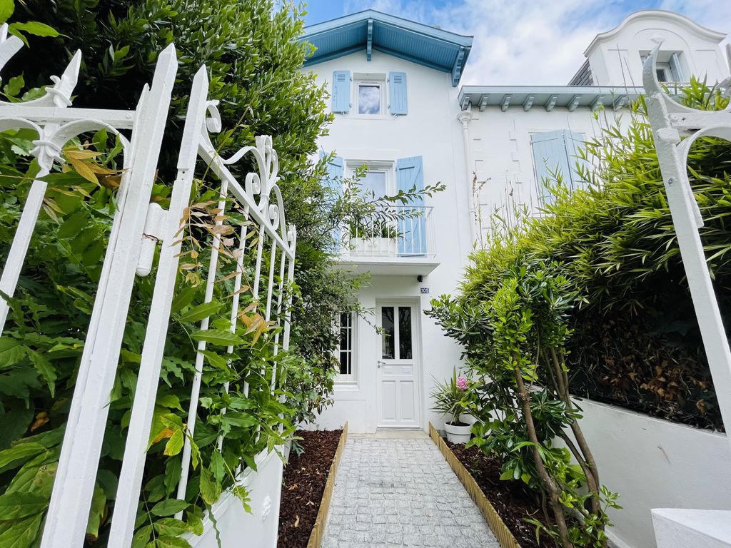 Achat maison à vendre 4 chambres 120 m² - Biarritz