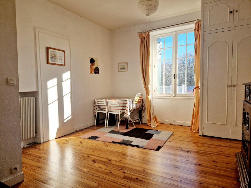 Achat appartement à vendre 4 pièces 76 m² - Saint-Jean-de-Luz