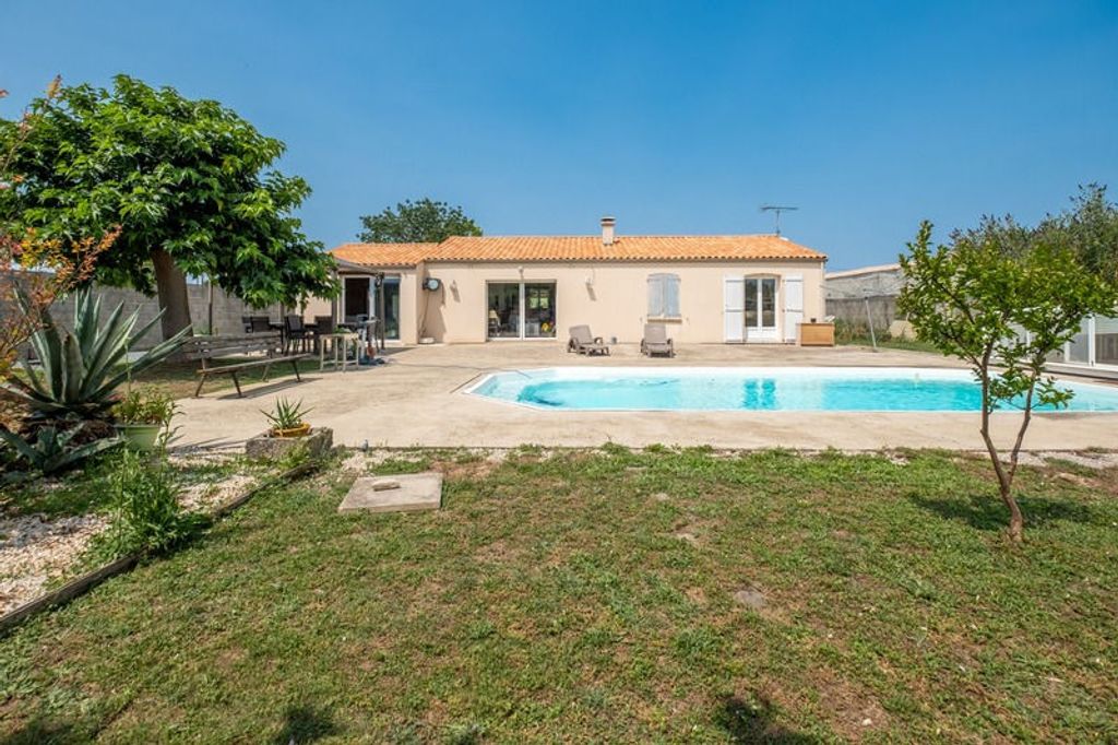 Achat maison à vendre 3 chambres 97 m² - La Rochelle