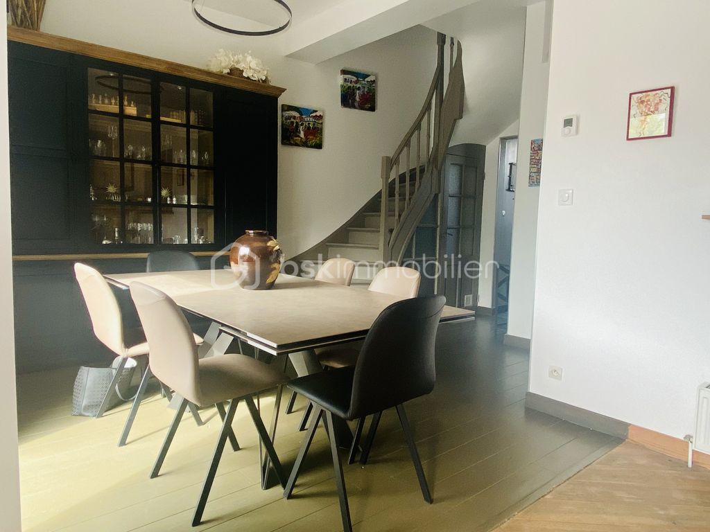 Achat maison à vendre 4 chambres 154 m² - Wattignies