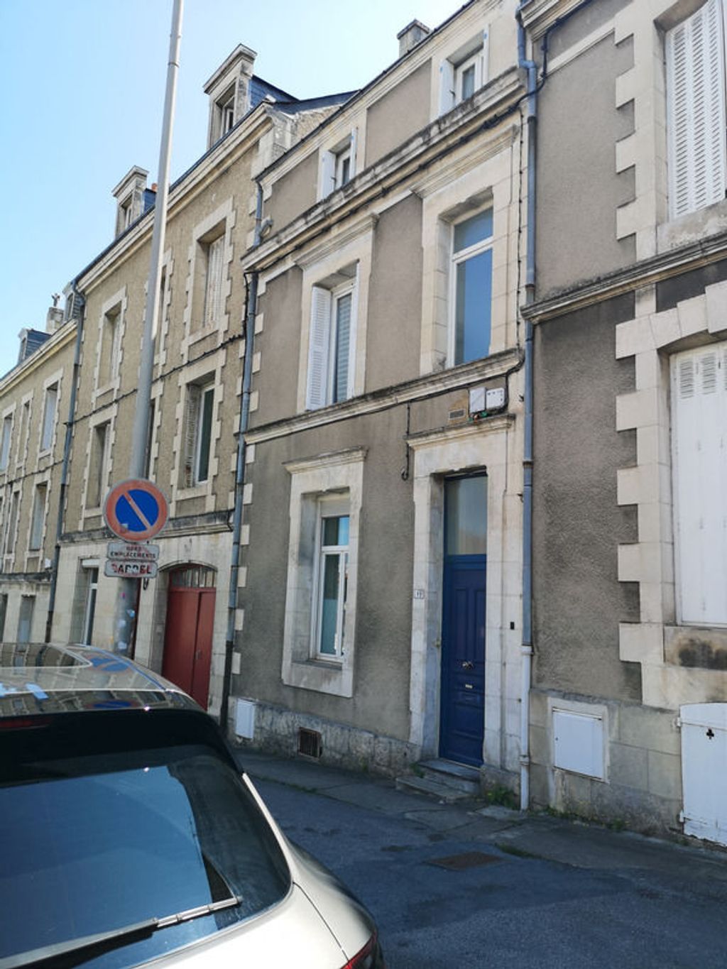 Achat maison à vendre 5 chambres 133 m² - Poitiers