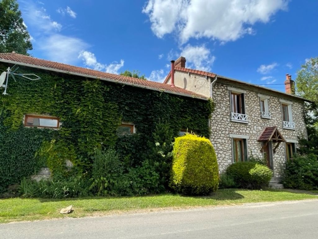 Achat maison à vendre 4 chambres 171 m² - Jouy-sur-Morin