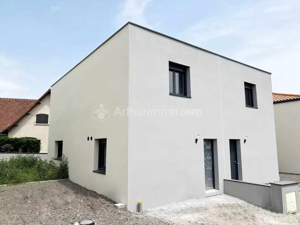 Achat maison à vendre 3 chambres 77 m² - Cournon-d'Auvergne