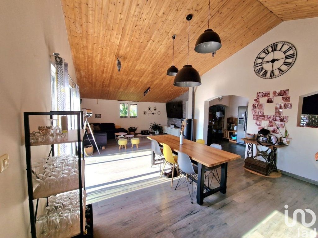 Achat maison à vendre 5 chambres 151 m² - Grosbreuil