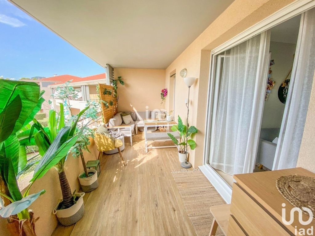Achat appartement à vendre 2 pièces 34 m² - Roquebrune-sur-Argens
