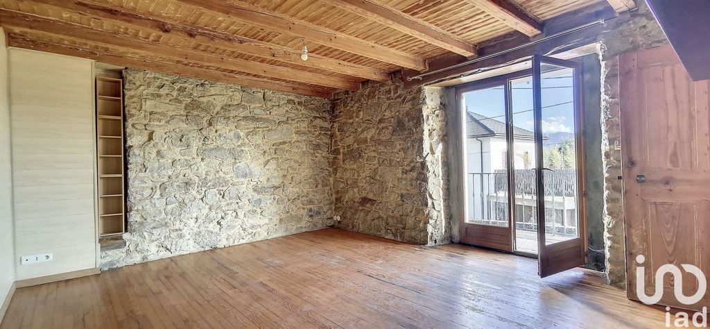 Achat appartement à vendre 3 pièces 67 m² - Fillinges