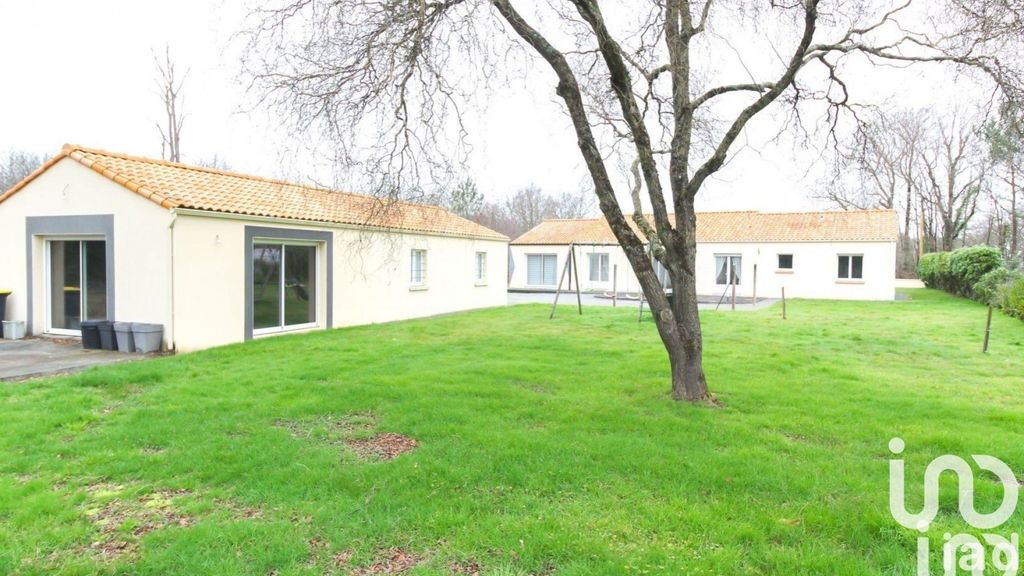 Achat maison à vendre 5 chambres 168 m² - Chauvé