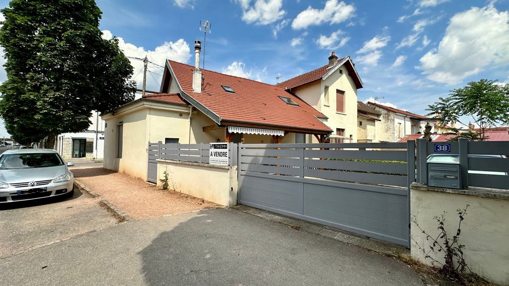 Achat maison à vendre 3 chambres 114 m² - Dijon