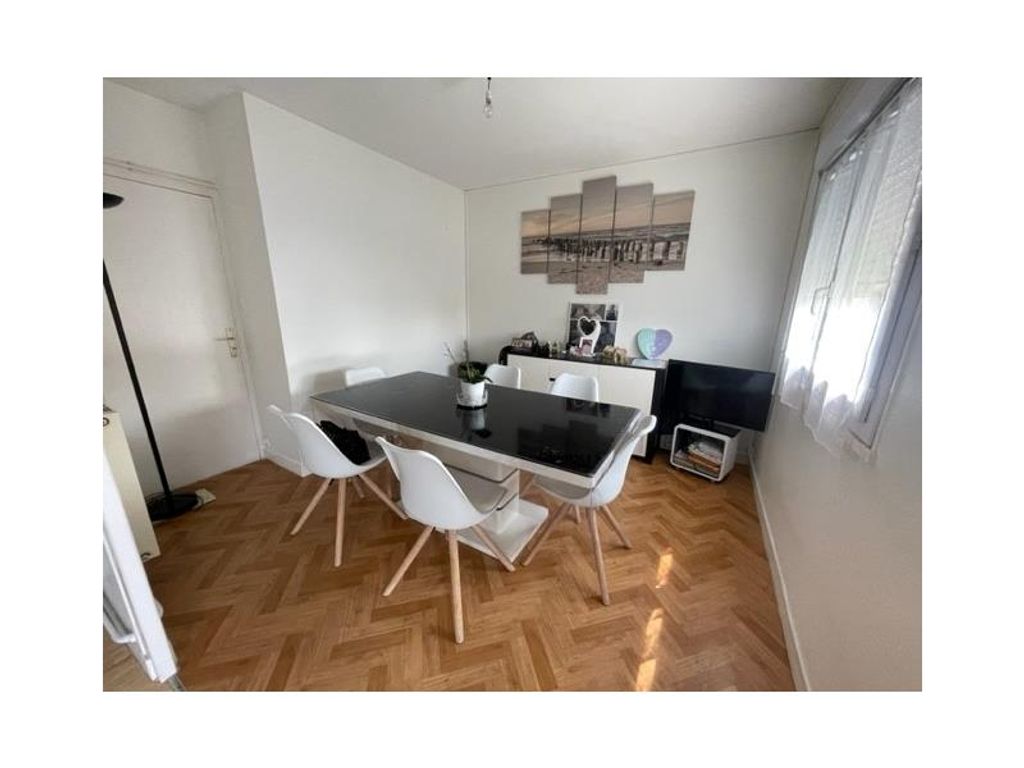 Achat appartement à vendre 4 pièces 68 m² - Tonnay-Charente