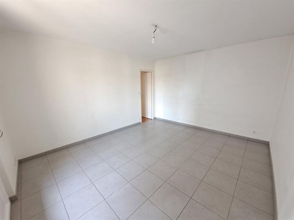 Achat appartement à vendre 4 pièces 67 m² - Grenoble