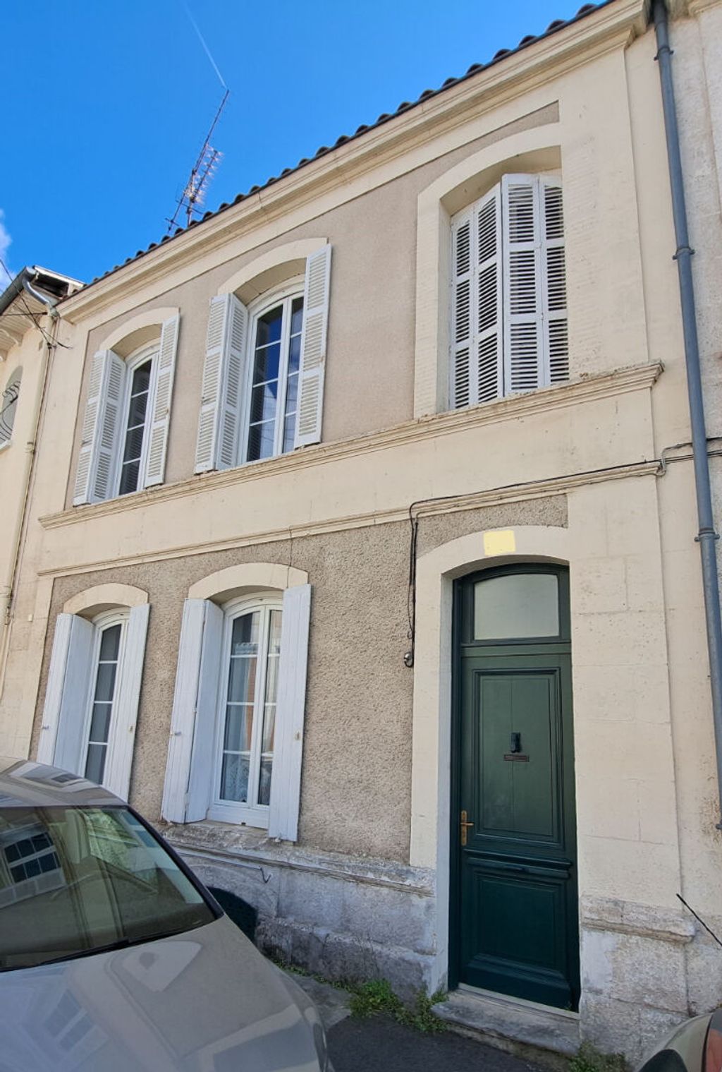 Achat maison à vendre 4 chambres 114 m² - Angoulême