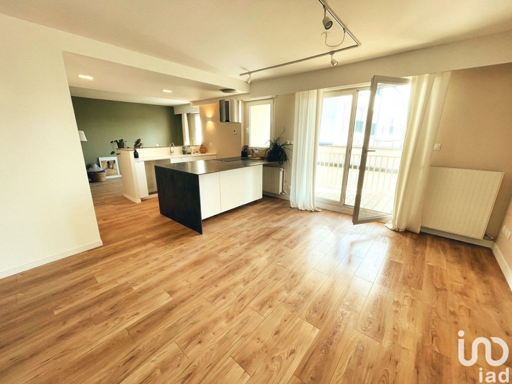Achat appartement à vendre 5 pièces 118 m² - Reims