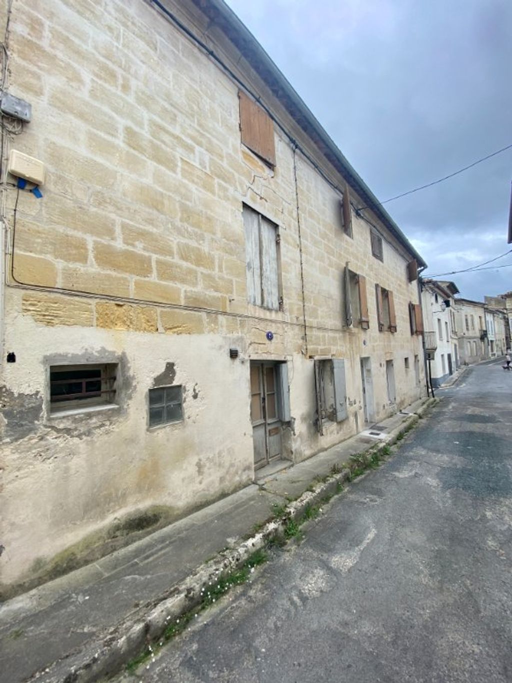 Achat maison à vendre 2 chambres 95 m² - Castillon-la-Bataille