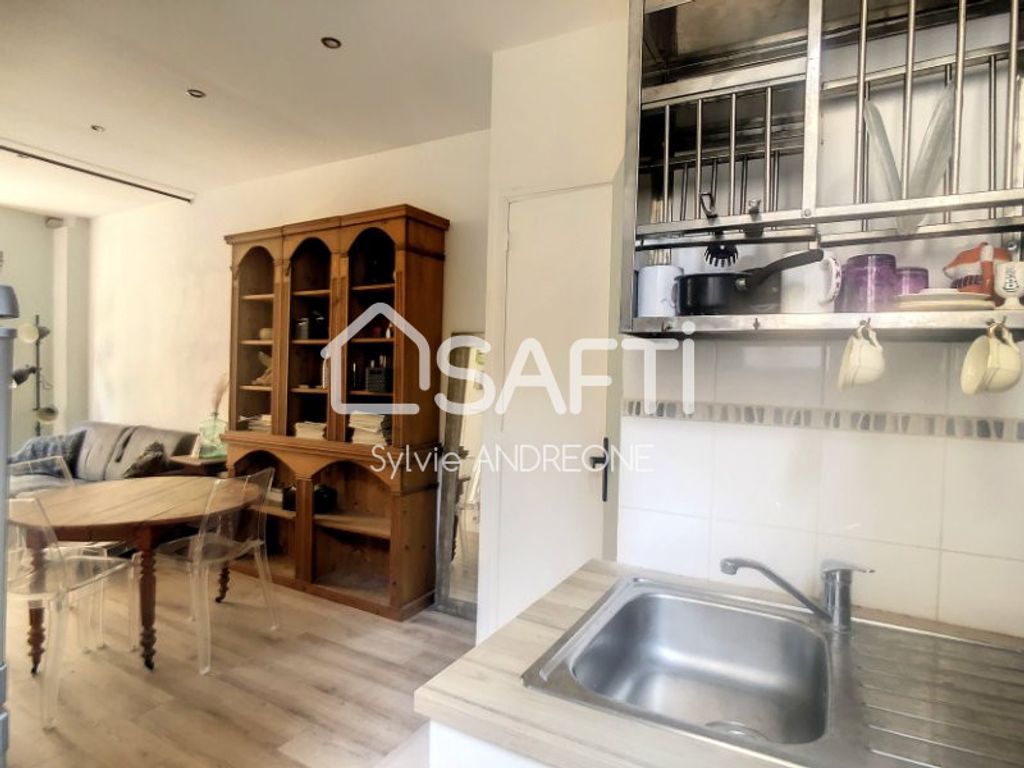 Achat appartement à vendre 2 pièces 31 m² - Paris 18ème arrondissement