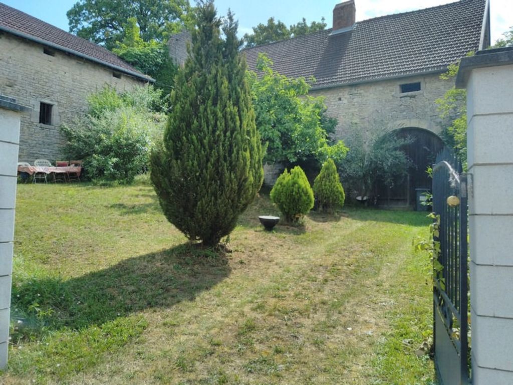 Achat maison à vendre 3 chambres 179 m² - Membrey