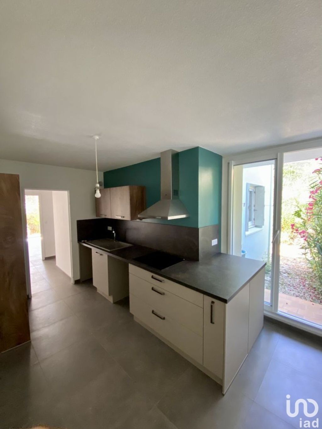 Achat appartement à vendre 5 pièces 96 m² - La Seyne-sur-Mer