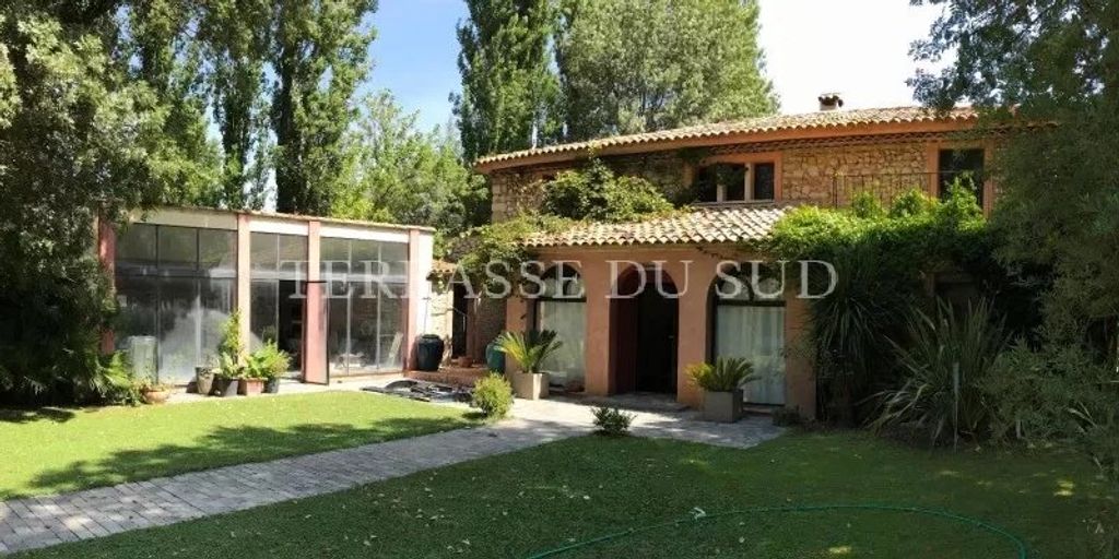 Achat maison à vendre 5 chambres 300 m² - Aix-en-Provence
