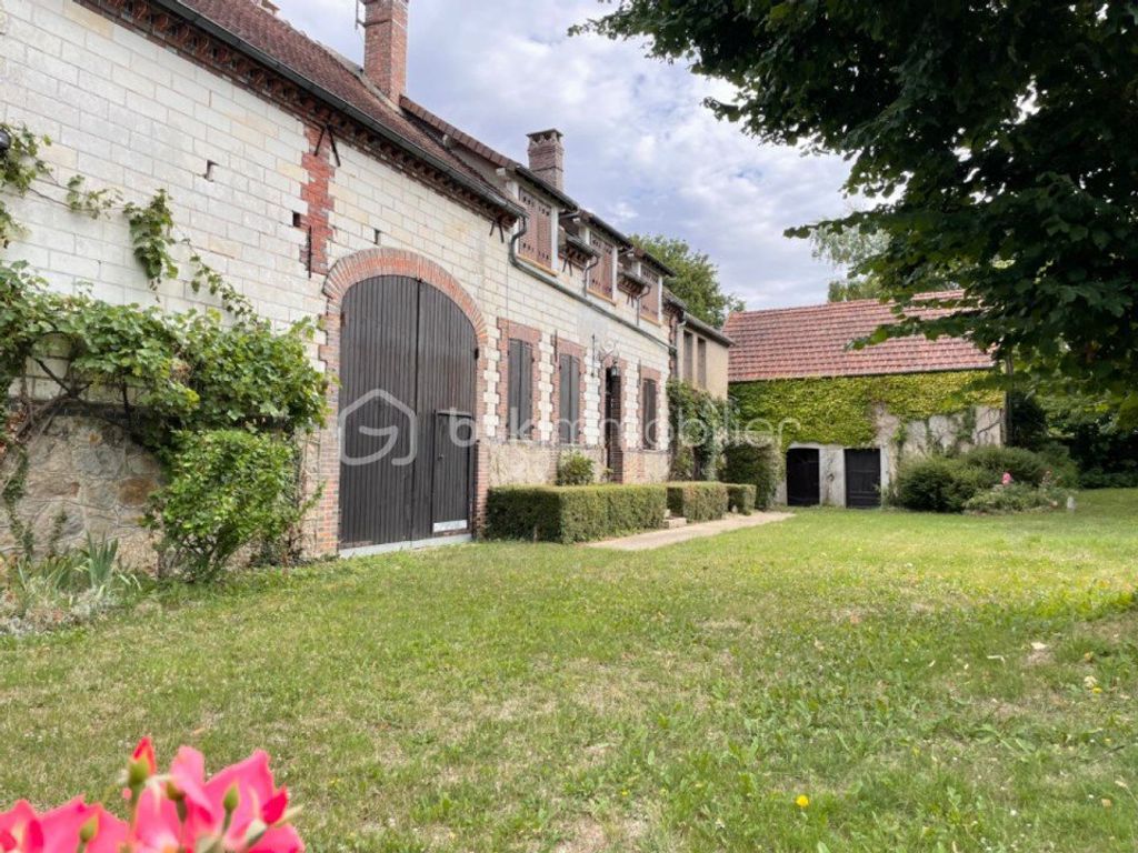 Achat maison à vendre 5 chambres 188 m² - Villeneuve-sur-Yonne